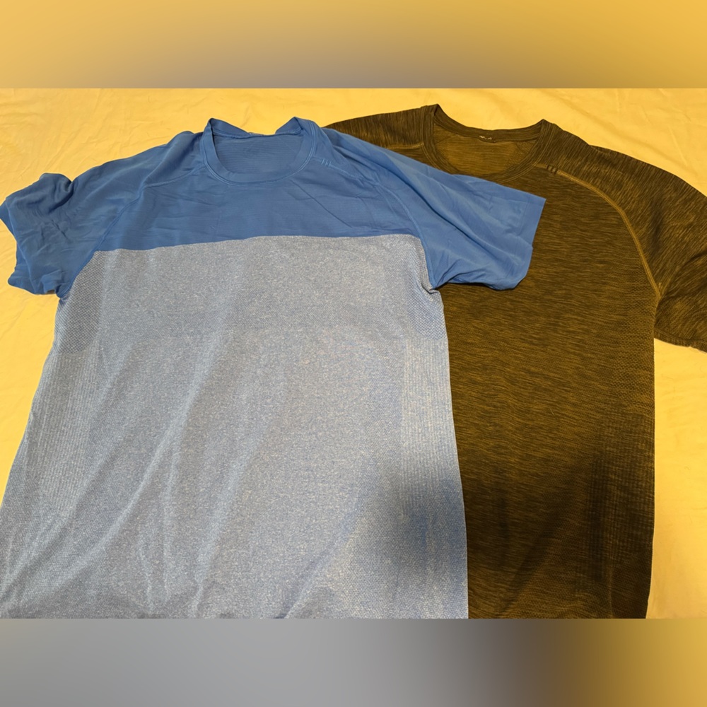Lululemon Men’s Metal Vent Tech shirts - set of 2